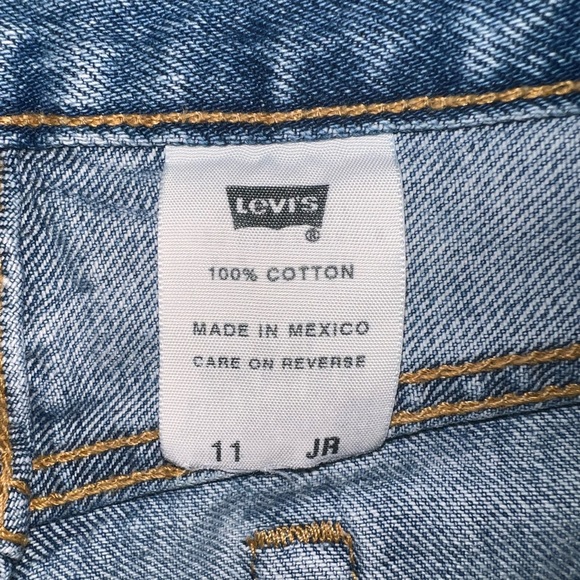 Levi’s shorts - Picture 4 of 4